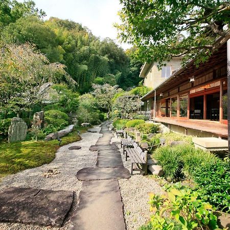 Kona Besso Hotell Izunokuni Exteriör bild